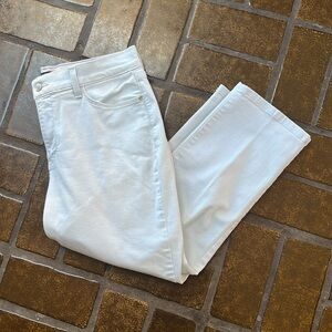 NYDJ Light Wash Karen Capri Length Jean